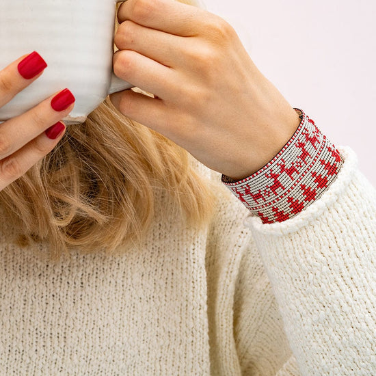 Brooklyn Fair Isle Snowflakes Beaded Stretch Bracelet Red And White Bracelets