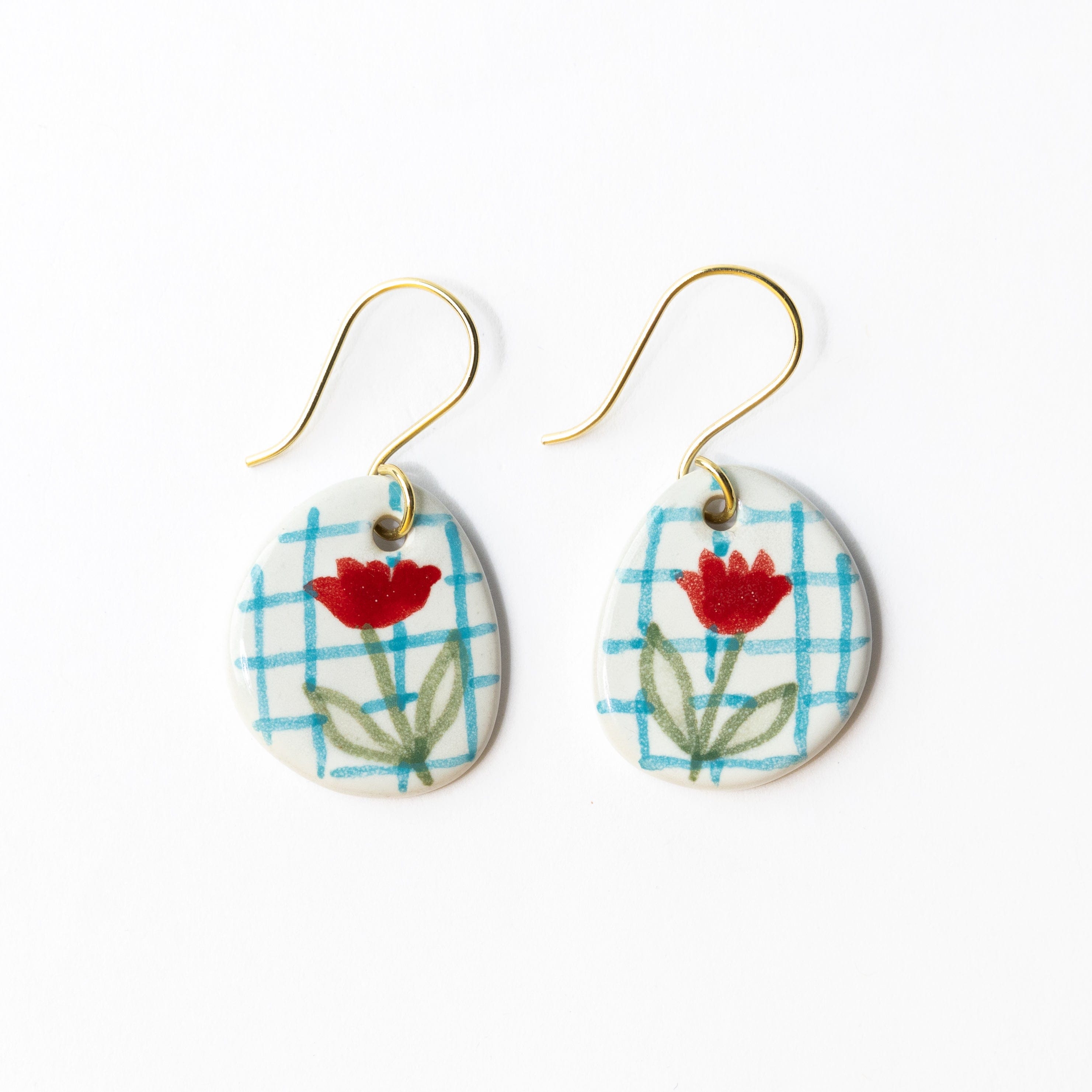 Danielle Round Ceramic Earring With Poppy And Blue Plaid Drop