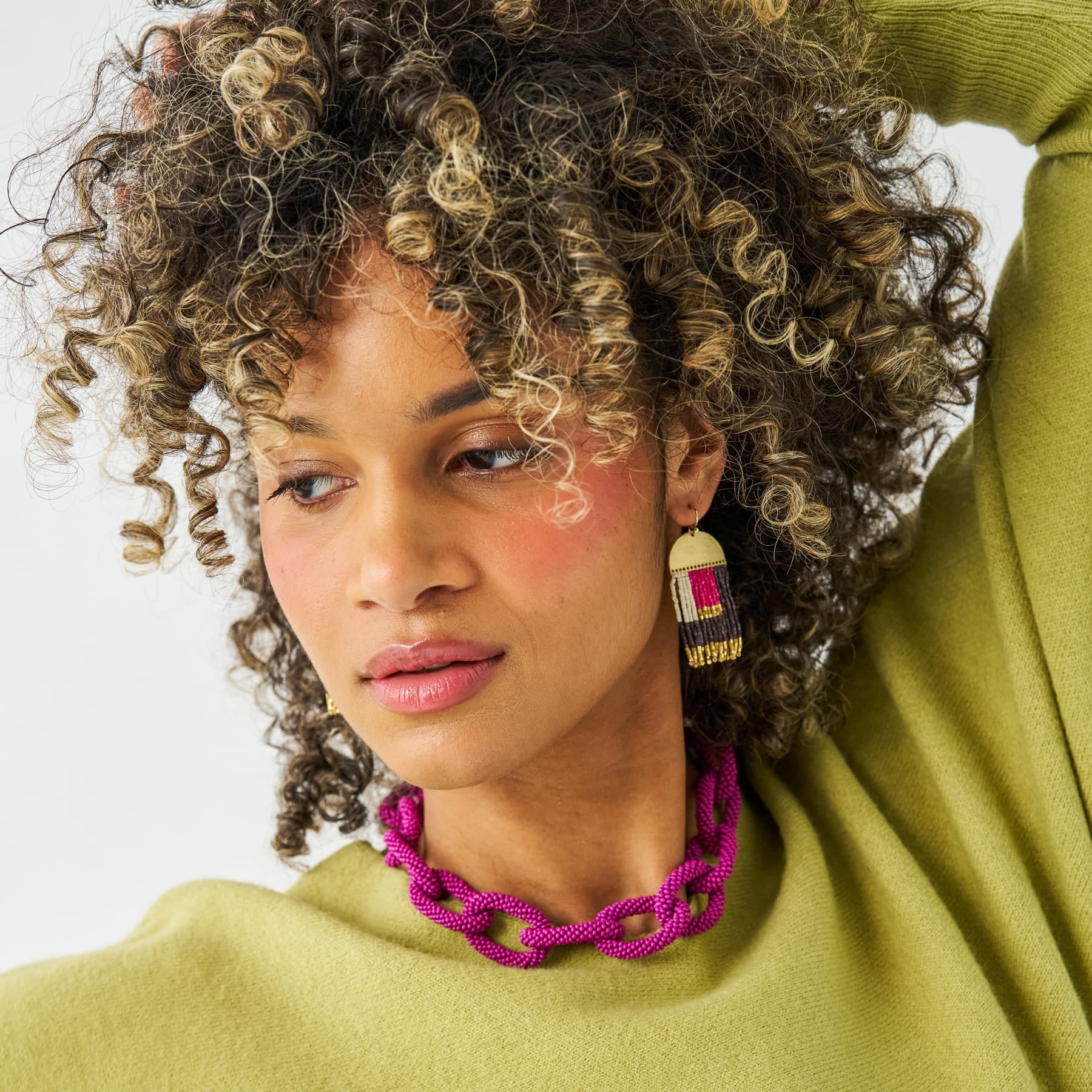 Jenna Chain Link Beaded Necklace Magenta Single Strand