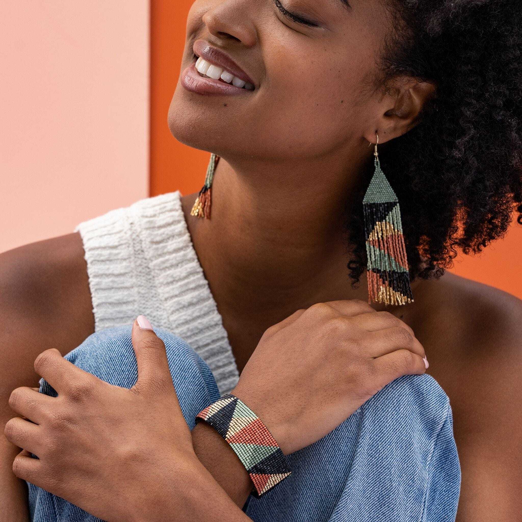 Kenzie Shifting Triangles Beaded Stretch Bracelet Greens + Rust WIDE STRETCH