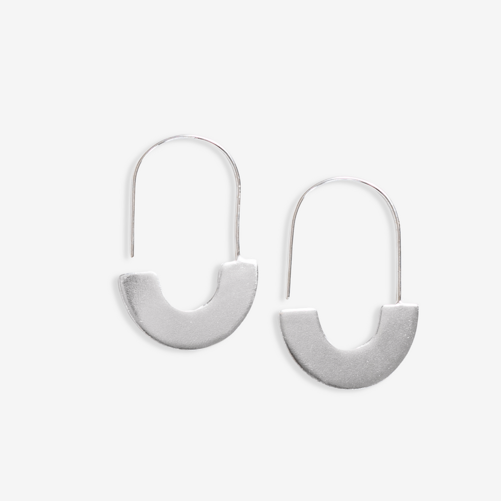 Share 248+ half circle hoop earrings latest