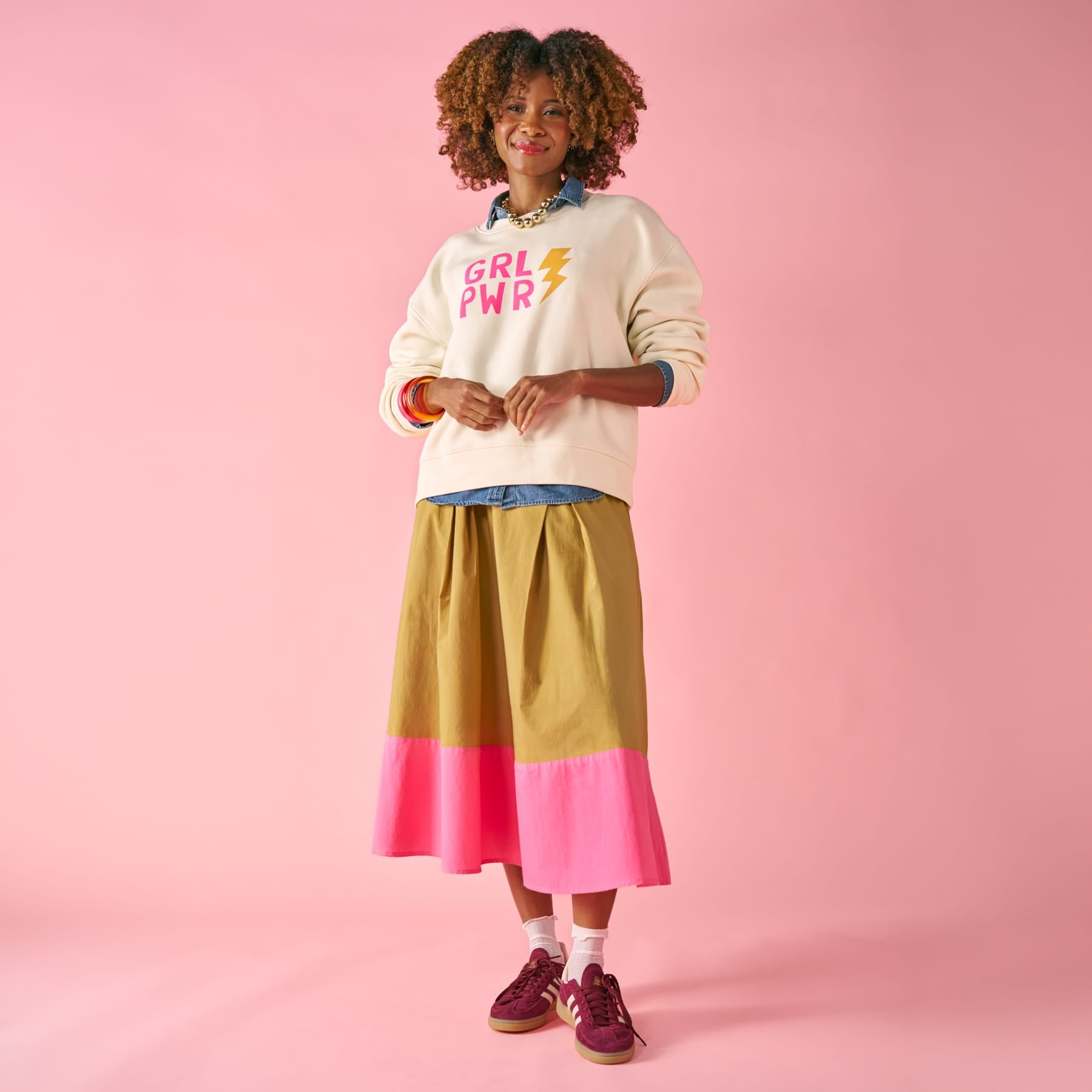 Renee Sweatshirt Grl Pwr In Natural Apparel